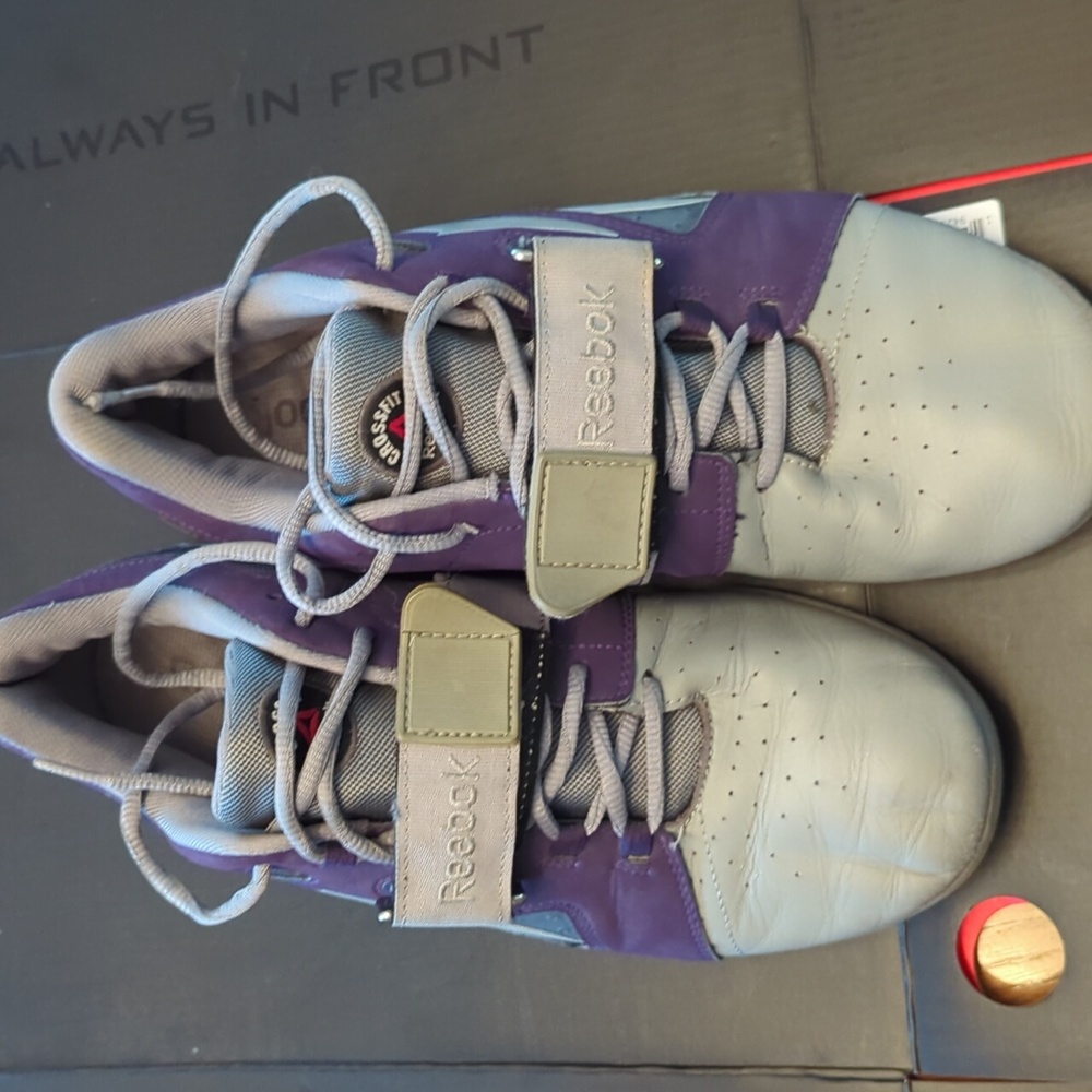 Reebok lifter